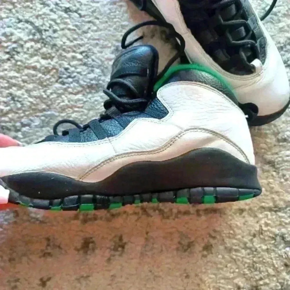 Nike Air Jordan 10 White Ans Green Retro Seattle Shoe 5.5Y 7W - Picture 7 of 16